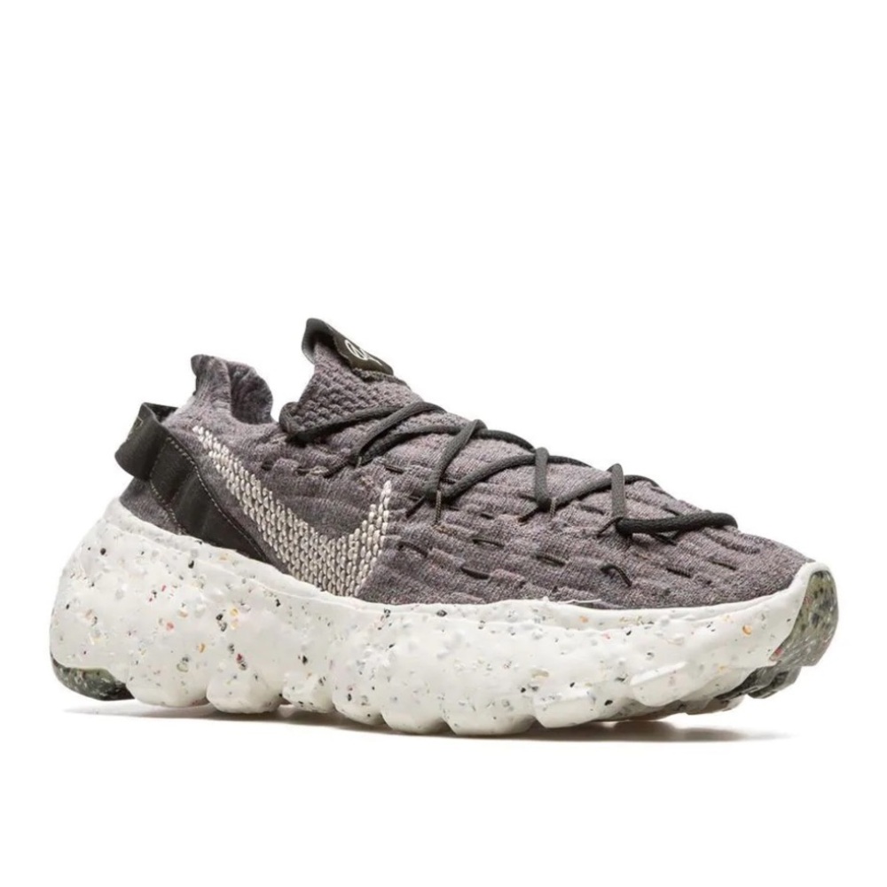 Nike Space Hippie 04